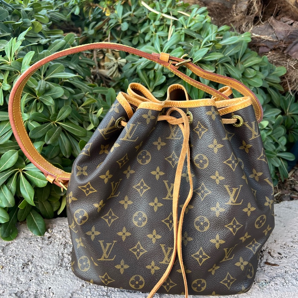 Louis Vuitton Vintage Bucket Bag